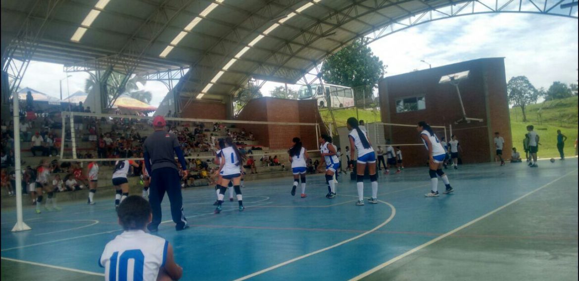 3er Torneo Nacional de Volleyball, Liceo Inglés de Pereira
